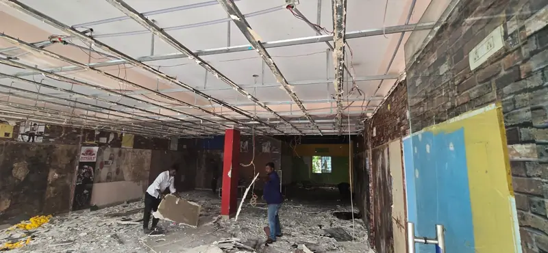 False ceiling work at Fitness 9 gym, Borabanda, by The Wall Fashion